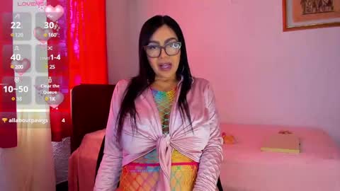 Snapshot of silver__love chatting on December 2024 05:00:01 PM Silver online show from December 2024 05:00:01 PM
