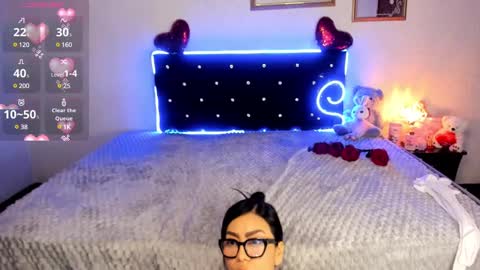 Snapshot of silver__love chatting on February 2025 12:43:01 AM Silver online show from February 2025 12:43:01 AM