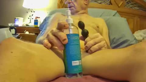 Snapshot of silverdaddyxxx chatting on June 2026 02:21:02 AM silverdaddyxxx online show from June 2026 02:21:02 AM