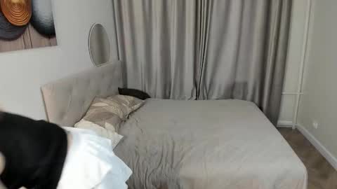 Engel online show from December 2025 11:06:02 AM