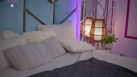  Kristina Kris  online show from June 2026 07:00:02 AM