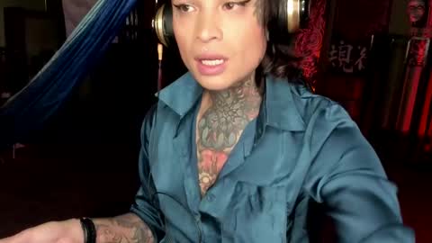 silvia_six_ online show from December 2024 03:34:01 AM