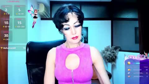 Silvia Wallec online show from January 2025 10:10:01 AM