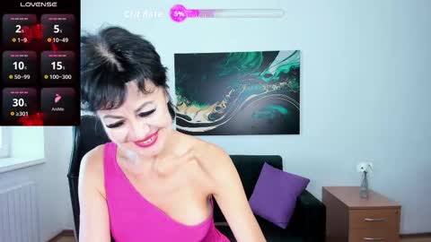 Silvia Wallec online show from September 2025 05:42:01 AM