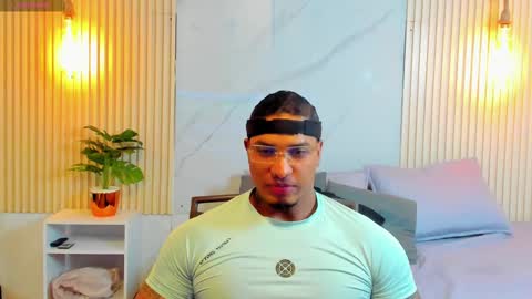 Snapshot of simeone_panda chatting on February 2025 03:17:02 PM simeone_panda online show from February 2025 03:17:02 PM