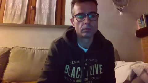 Snapshot of simmeturbate chatting on January 2025 10:23:01 PM Italiandaddyitalydickassbottomassholecomshowmasturbatenudeboyitalyatleticcutemuscolarhardcockdickboy online show from January 2025 10:23:01 PM