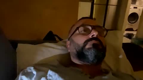 Si online show from November 2025 09:28:01 PM