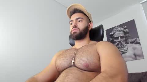 simon_leon01 online show from June 2026 10:58:02 PM
