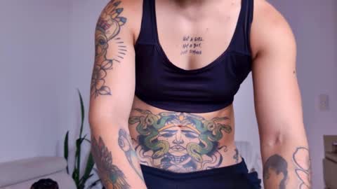 Sim. online show from September 2025 04:23:02 PM