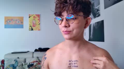 Sim. online show from October 2025 01:20:01 PM