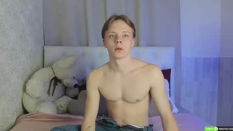 Snapshot of simonwarner chatting on March 2026 08:41:02 AM Simon online show from March 2026 08:41:02 AM