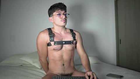 Snapshot of simoon_01 chatting on February 2026 07:54:01 PM SIMOON online show from February 2026 07:54:01 PM