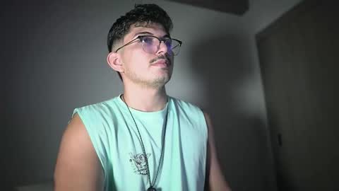 Snapshot of simoon_01 chatting on March 2026 11:10:01 PM SIMOON online show from March 2026 11:10:01 PM