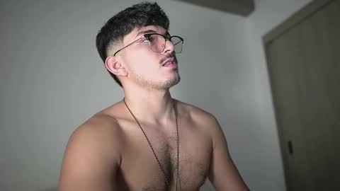 Snapshot of simoon_01 chatting on March 2026 06:47:01 PM SIMOON online show from March 2026 06:47:01 PM