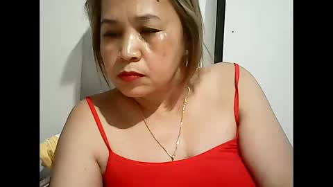 Snapshot of simplecity45 chatting on February 2026 11:12:02 PM Carolyn online show from February 2026 11:12:02 PM