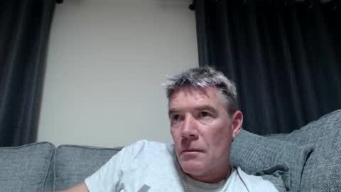 Snapshot of simplelife0 chatting on October 2025 08:04:02 PM Ricky online show from October 2025 08:04:02 PM