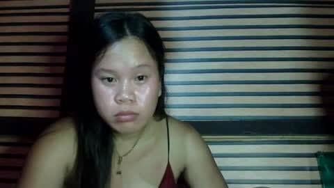 Snapshot of simply_y0urs chatting on December 2024 02:15:01 PM simply_y0urs online show from December 2024 02:15:01 PM