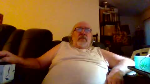 Snapshot of sincere159 chatting on February 2025 11:47:02 PM sincere159 online show from February 2025 11:47:02 PM