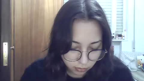 Snapshot of sinclaireraven2 chatting on January 2025 07:27:02 PM Princess Raven online show from January 2025 07:27:02 PM