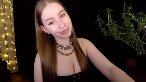 Snapshot of sindiwatsoon chatting on October 2025 12:16:02 PM Sindi online show from October 2025 12:16:02 PM