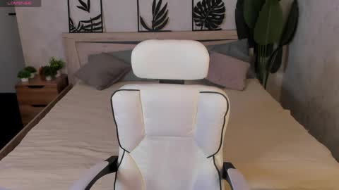 Hi my name is Cindy Id love to see you on my stream. My schedule for the week 2 GMT 3am-9am  MoTuFrSaSu online show from April 2026 12:57:01 AM