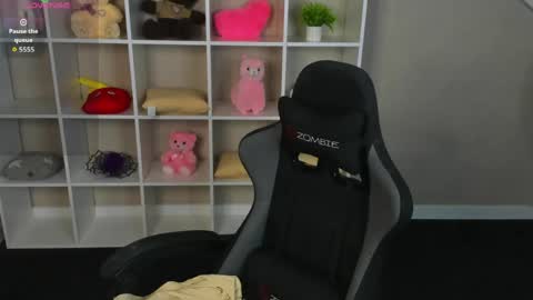 Hi my name is Cindy Id love to see you on my stream. My schedule for the week 2 GMT 3am-9am  MoTuFrSaSu online show from May 2026 01:14:01 AM