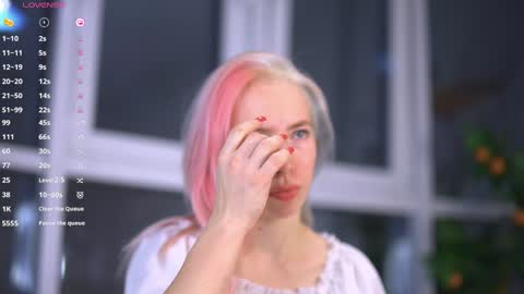   online show from November 2025 05:34:02 PM