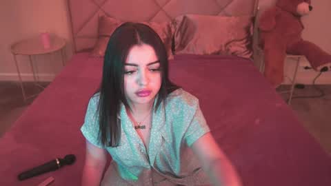 Kira online show from June 2026 06:18:02 AM