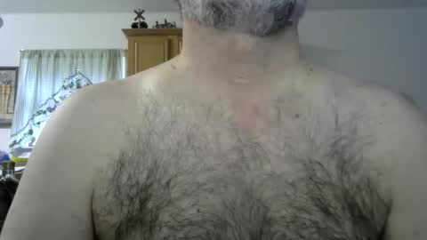 Singleguy137 online show from September 2025 11:32:02 PM