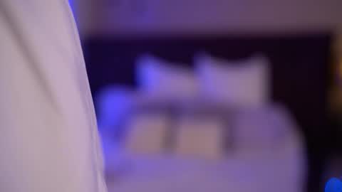 Snapshot of sinners_muse chatting on November 2025 08:05:01 AM Sinners Muse online show from November 2025 08:05:01 AM