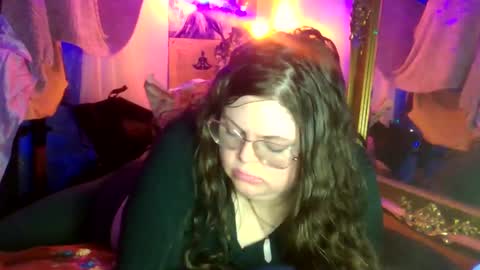 Siofra online show from September 2025 11:50:01 PM