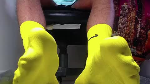 only foot                         worshipers here online show from February 2025 09:15:02 PM