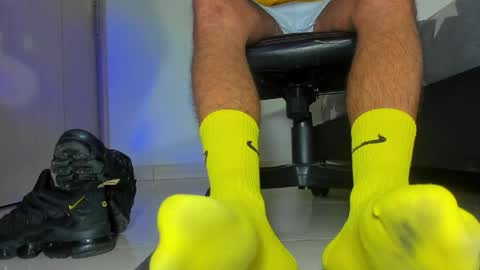Snapshot of sir_kev66 chatting on April 2026 06:58:01 AM only foot worshipers here online show from April 2026 06:58:01 AM