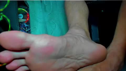 only foot                         worshipers here online show from June 2026 07:29:02 AM