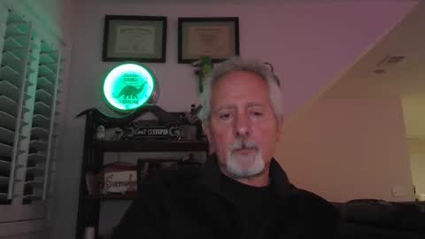 Don Roberto online show from November 2025 03:28:02 AM