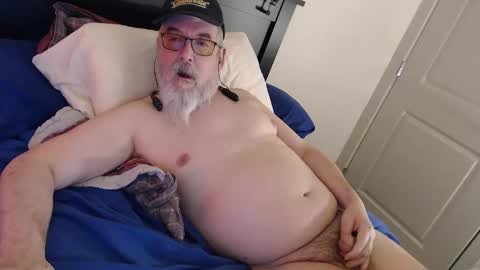 Snapshot of sirbeercan chatting on January 2025 11:58:02 AM sir beer can the friendly hermit online show from January 2025 11:58:02 AM