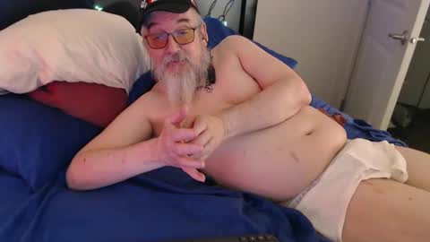 Snapshot of sirbeercan chatting on February 2025 08:51:02 AM sir beer can the friendly hermit online show from February 2025 08:51:02 AM