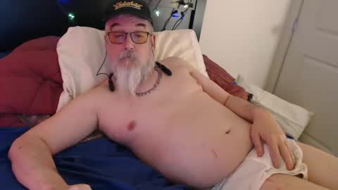 Snapshot of sirbeercan chatting on February 2025 07:12:02 AM sir beer can the friendly hermit online show from February 2025 07:12:02 AM