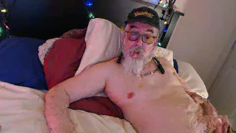 Snapshot of sirbeercan chatting on March 2025 09:29:02 AM sir beer can the friendly hermit online show from March 2025 09:29:02 AM