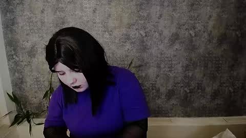 Mina online show from December 2025 08:49:02 PM