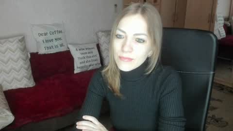 Snapshot of sirenasilk chatting on March 2026 03:45:02 AM sirenasilk online show from March 2026 03:45:02 AM