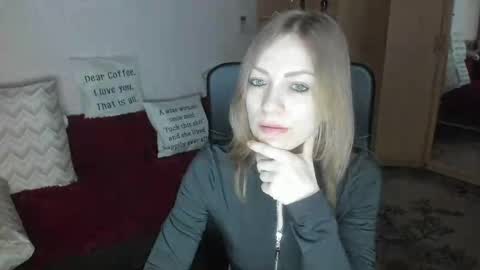Snapshot of sirenasilk chatting on April 2026 09:43:02 AM sirenasilk online show from April 2026 09:43:02 AM