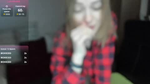 Snapshot of sirenasilk chatting on April 2026 03:06:01 PM sirenasilk online show from April 2026 03:06:01 PM