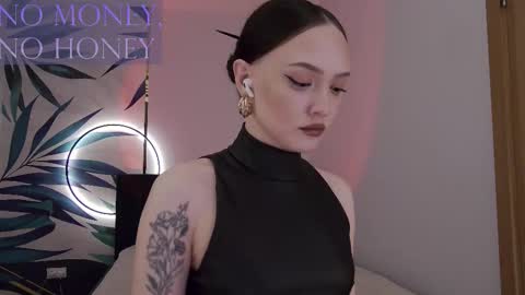 Goddess Sirena online show from February 2026 04:28:02 PM