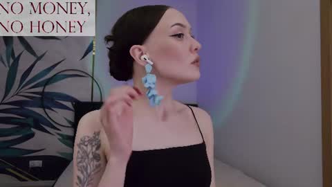 Goddess Sirena online show from June 2026 09:25:02 PM
