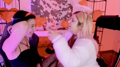 Snapshot of sirenmystique chatting on February 2026 07:43:01 PM Si online show from February 2026 07:43:01 PM