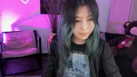 Snapshot of sirenmystique chatting on March 2026 08:04:01 PM Si online show from March 2026 08:04:01 PM