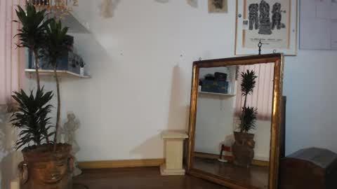 siriss_boyrag online show from October 2025 09:00:02 PM