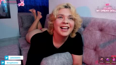 Snapshot of sirius_angels chatting on November 2025 07:37:01 PM Sirius angels online show from November 2025 07:37:01 PM