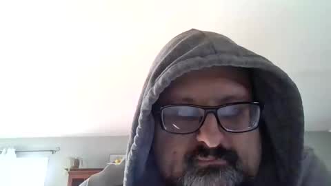 Snapshot of sirmike80 chatting on April 2026 12:21:01 PM SirMike80 online show from April 2026 12:21:01 PM